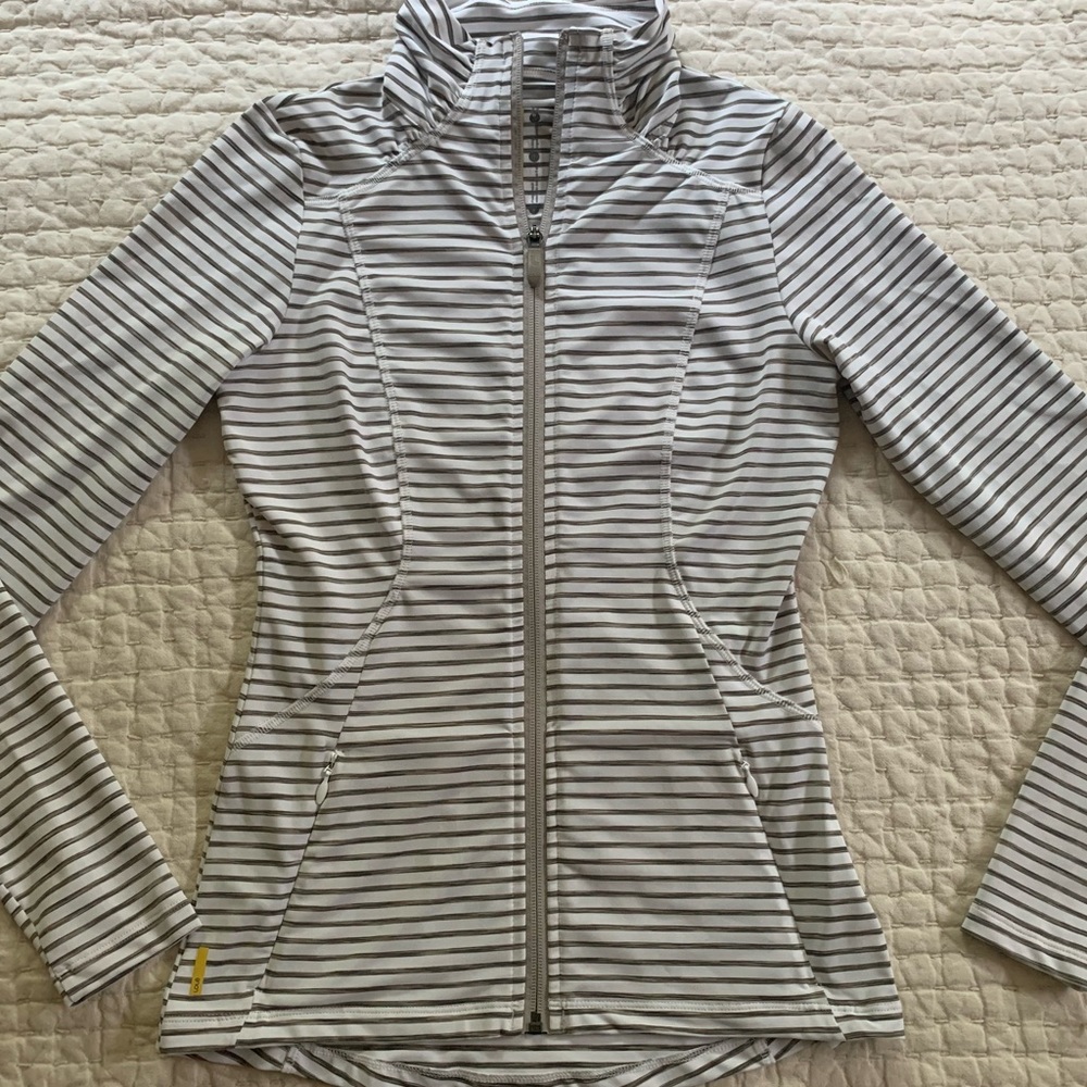 Lolë Full Zip Lightweight Workout Jacket